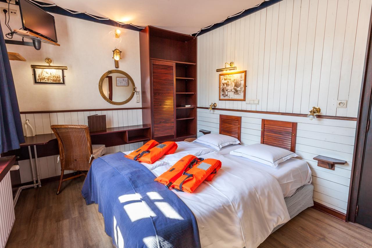 Boat Hotel De Barge Μπριζ Εξωτερικό φωτογραφία