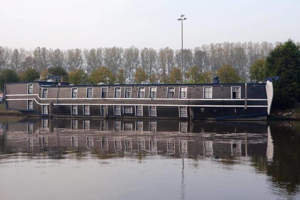 Boat Hotel De Barge Μπριζ Εξωτερικό φωτογραφία